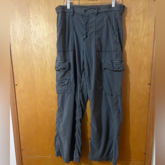 American Eagle (Size 12) Utilitarian Streetwear Grunge Khaki Cargo Pants - Picture 10 of 15